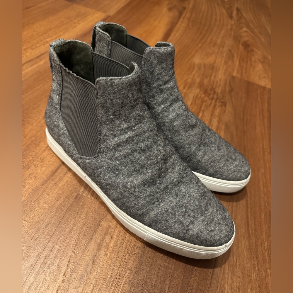Vince grey shoes